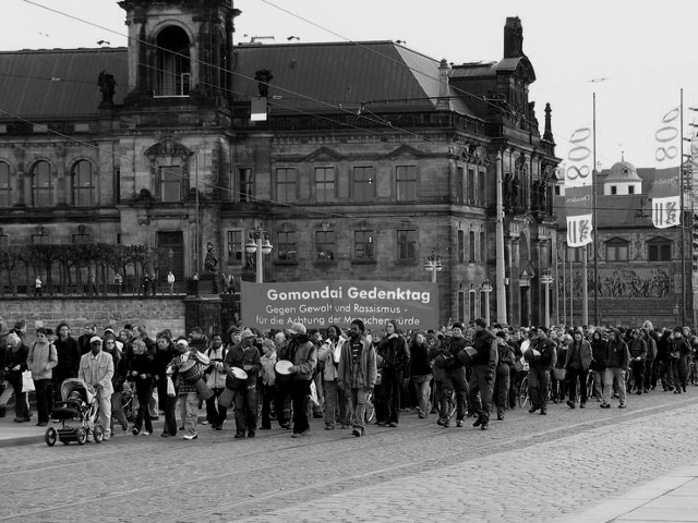 Dresden, Demonstration gegen Rassismus am Todestag von Jorge Gomondai im Jahr 2006